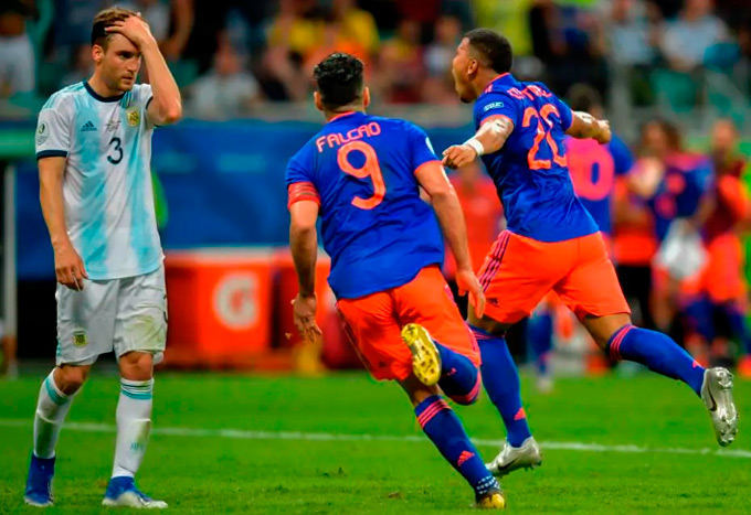 Colômbia vence Argentina na estreia das seleções na Copa América