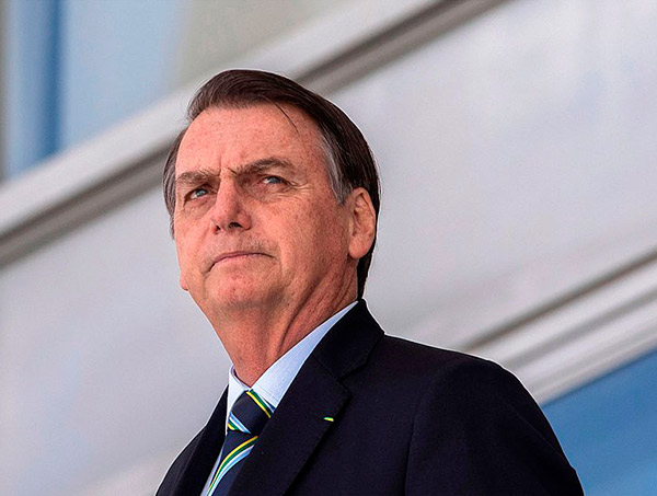 Bolsonaro sobre Correios: instituição foi usada de forma irregular