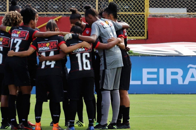 Futebol feminino: time do Vitória passa a mandar jogos em Praia do Forte