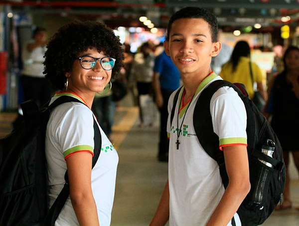 Ensino Médio na Bahia terá 1h a mais de aula a partir de 2020