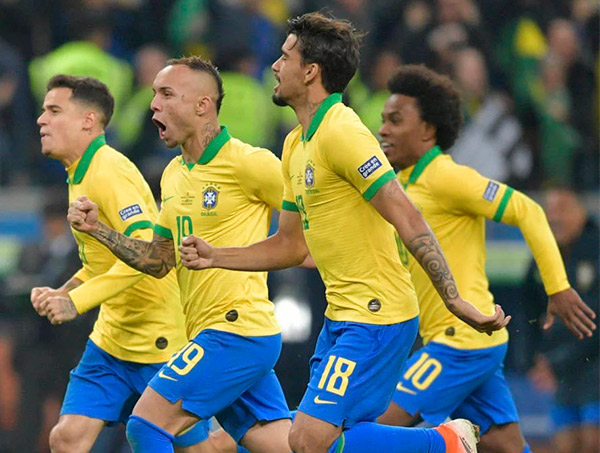 Brasil vence Paraguai nos pênaltis e vai à semi