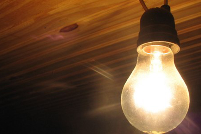 Contas de luz terão bandeira amarela no mês de julho