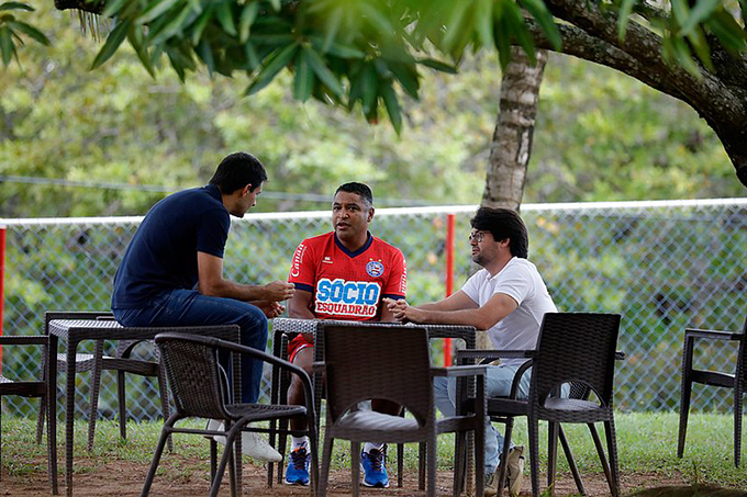 Bellintani revela negociação encaminhada com novo volante