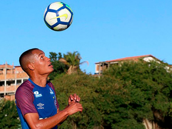 Bahia oficializa venda de Paulinho por R$ 3 milhões
