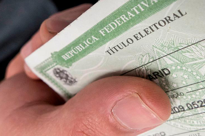 Eleitor que teve título cancelado deverá regularizar situação