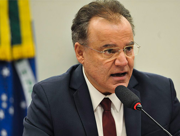 Comissão da Previdência se reúne para votar parecer do relator
