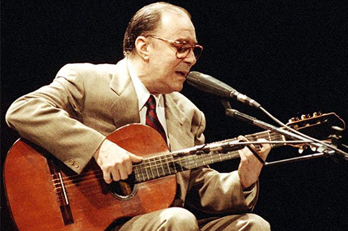 Saudade, a realidade: um resumo com bossa da trajetória de João Gilberto
