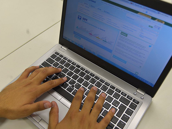 Receita abre consulta a segundo lote de restituição do IR