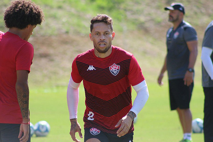 Vitória apresenta novos reforços antes de retorno da Série B