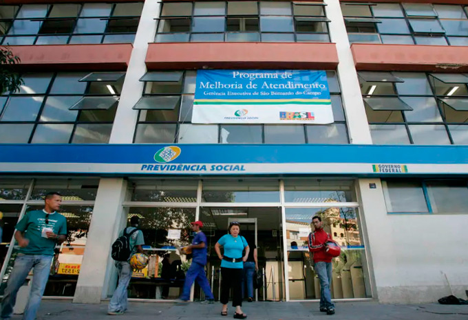 Como fica minha aposentadoria com a reforma aprovada?