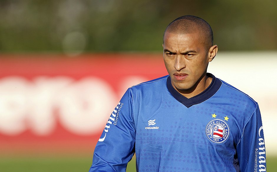 Bahia empresta Everson e lateral ao futebol português