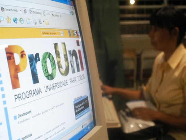 Prazo para participar da espera do ProUni acaba nesta terça (16)