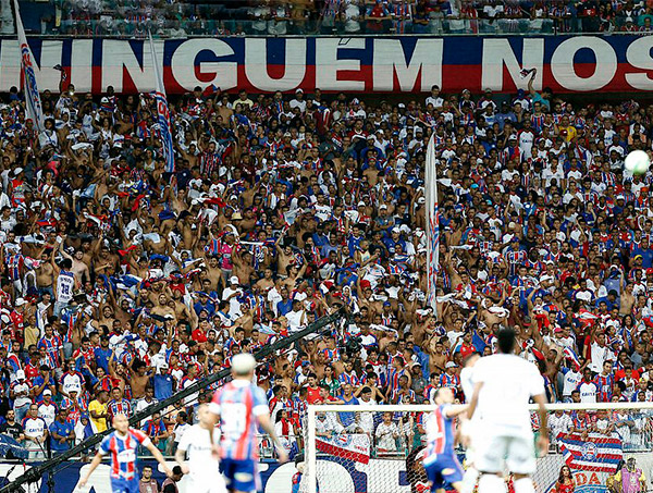 Bahia x Grêmio bate recorde de público entre clubes na Fonte Nova