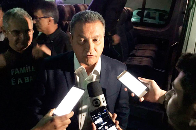 Governador Rui Costa diz que não vai a inauguração de aeroporto, com Bolsonaro