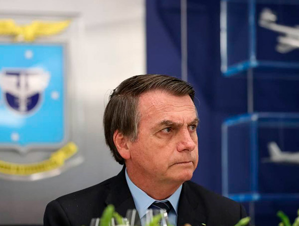 Bolsonaro acusa Rui Costa de não autorizar PM a fazer sua segurança