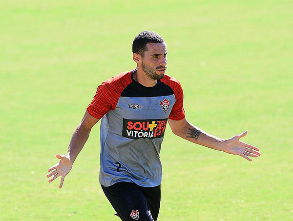 Dudu Vieira acerta rescisão com o Vitória e fecha com o São Bento