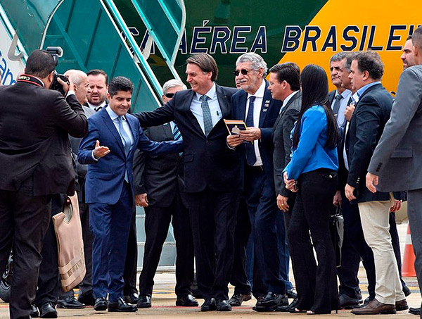 'Eu amo o Nordeste', diz Bolsonaro na Bahia após polêmica com governadores