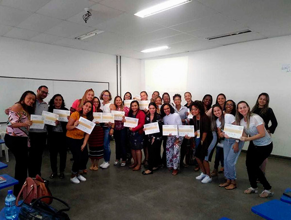 Dias d’Ávila: Assistentes Sociais participam do CapacitaSUAS