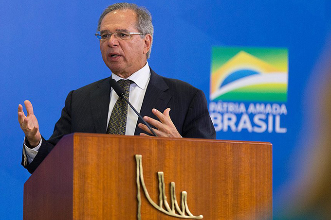 Guedes: População mais frágil, mais pobre, terá acesso ao FGTS