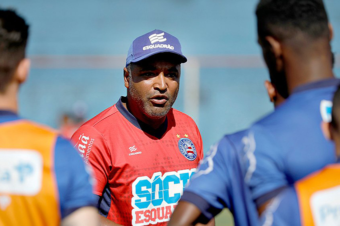 Roger não crava Lucca como titular e deixa Nino como dúvida
