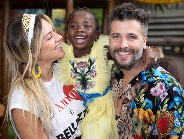 Giovanna Ewbank e Bruno Gagliasso adotam segundo filho no Malaui