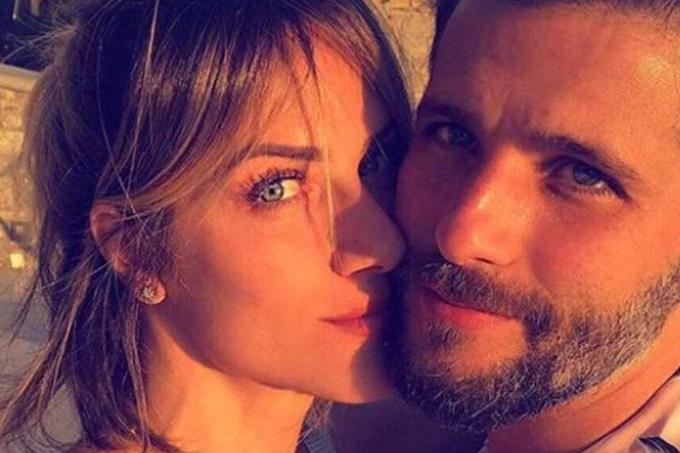 Gagliasso posta 1ª foto em família com Bless,Titi e Ewbank