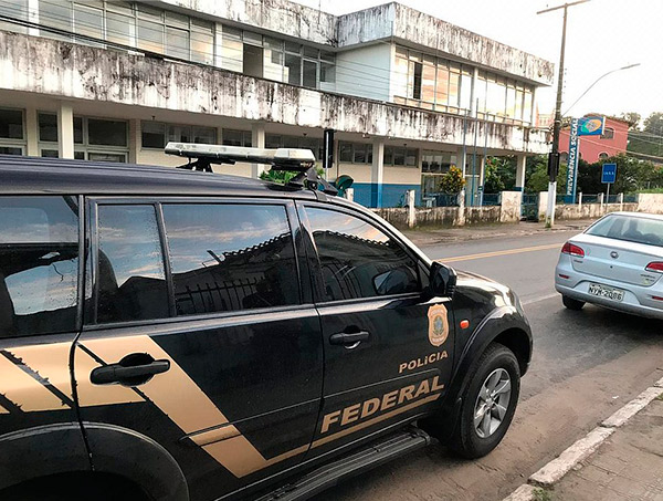 PF investiga fraude de R$ 11 milhões em golpes de falsos doentes no INSS