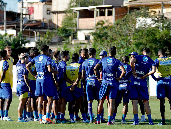 Bahia treina bola parada antes de encarar o Flamengo