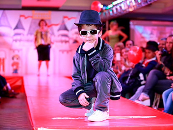 1ª edição do desfile de moda da loja Turminha Fashion acontece neste sábado
