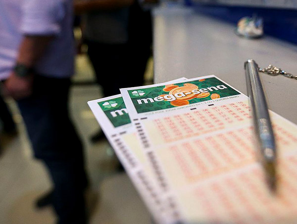 Mega-Sena acumula e vai pagar R$ 5 milhões no sábado