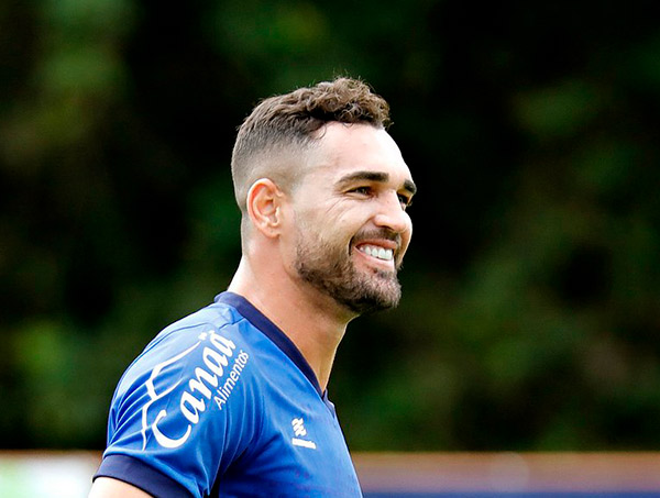 Gilberto empata com Gabigol na disputa pela artilharia do Brasil