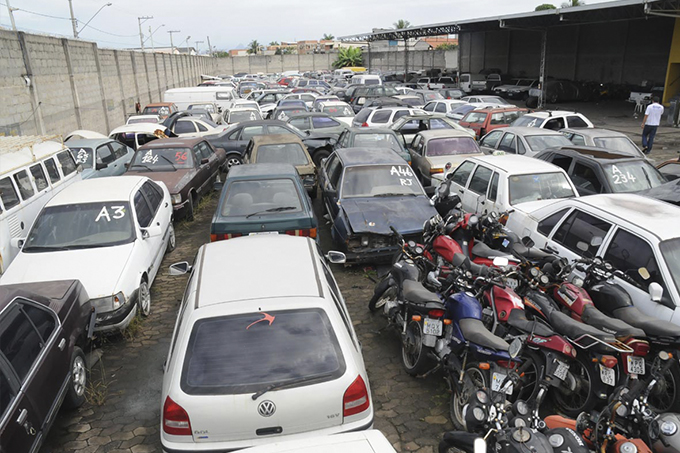 Detran arrecada R$ 2,3 milhões em leilões de veículos