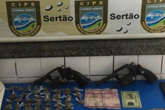 Acusado de pelo menos 30 homicídios na RMS morre em confronto com a PM