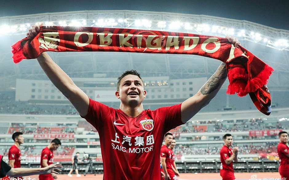 Revelado no Vitória, Elkeson é convocado para a seleção chinesa