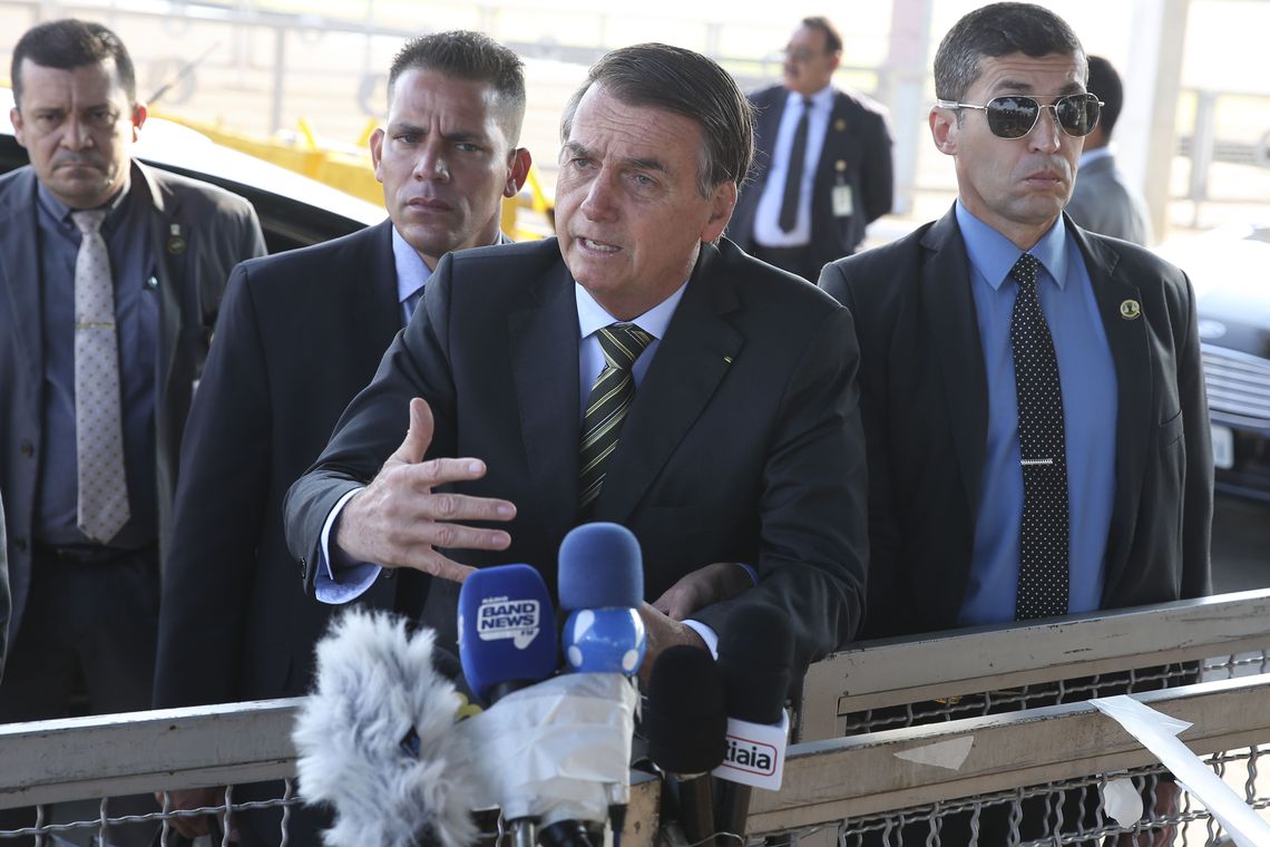 Bolsonaro: aumento de queimadas na Amazônia pode ser ação criminosa