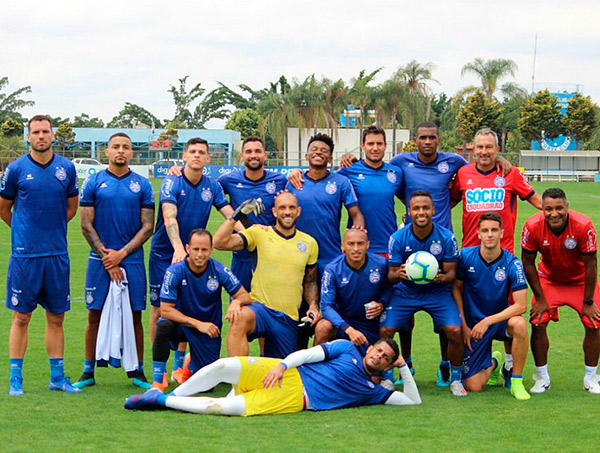 Gilberto treina e Bahia está pronto para enfrentar o Atlético-MG