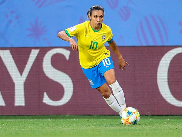 Marta sofre lesão e é cortada da Seleção Brasileira