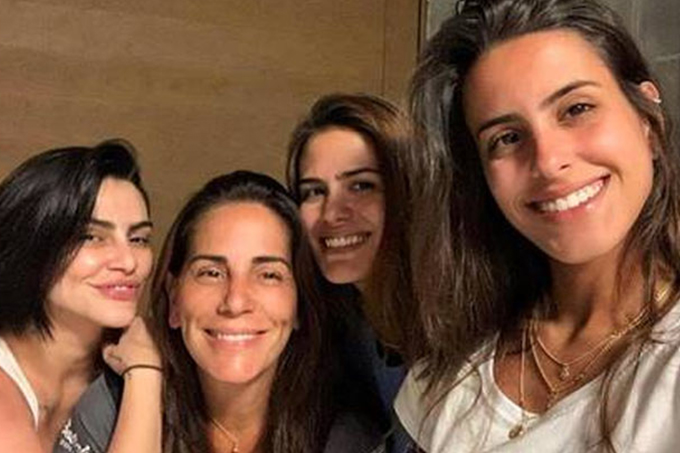 Gloria Pires fala de entrevista das filhas sobre distúrbios alimentares