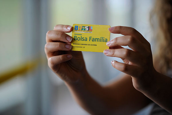 Benefícios do Bolsa Família suspeitos de fraude em 2018 somam R$ 2,25 bi, diz TCU