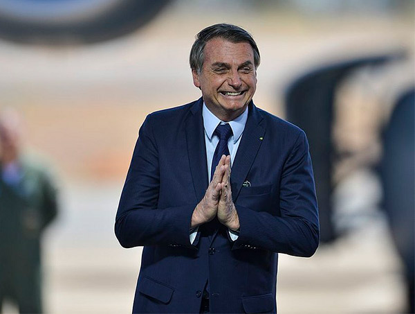'Temos que preservar Emenda do Teto e reduzir despesas', diz Bolsonaro