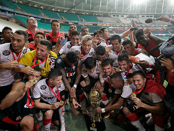 Confira o retrospecto do Vitória como mandante na Fonte Nova