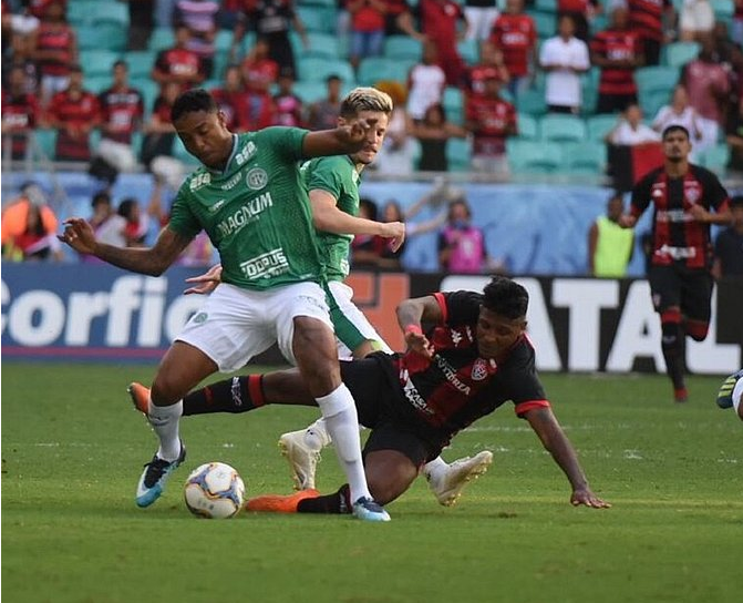 Na estreia na Arena, Vitória joga mal e perde para o Guarani