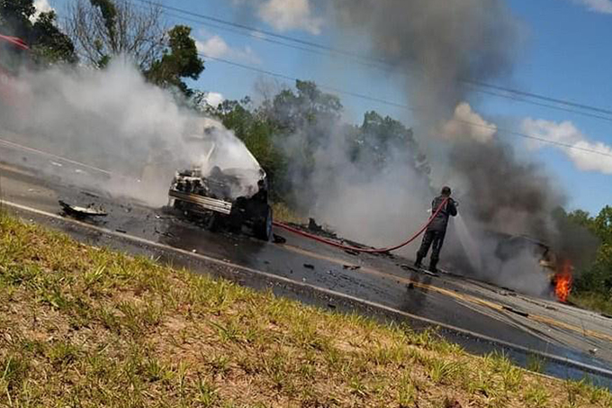 Quatro pessoas morrem em grave acidente na Cetrel