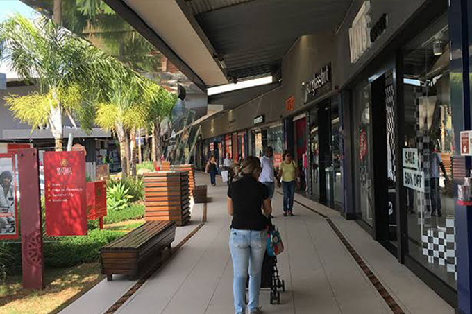 Nova loja do Outlet Premium abre 27 vagas de emprego