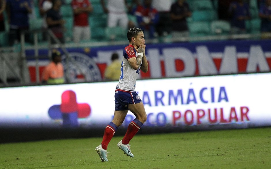 Bahia vence o Botafogo e fica a um ponto da zona da Libertadores