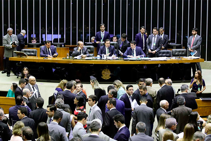 Câmara aprova limite de gastos de campanha eleitoral para 2020