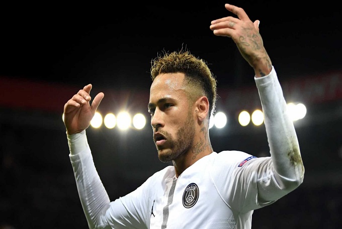 Com gol de Neymar, PSG bate Angers e garante a ponta do Francês