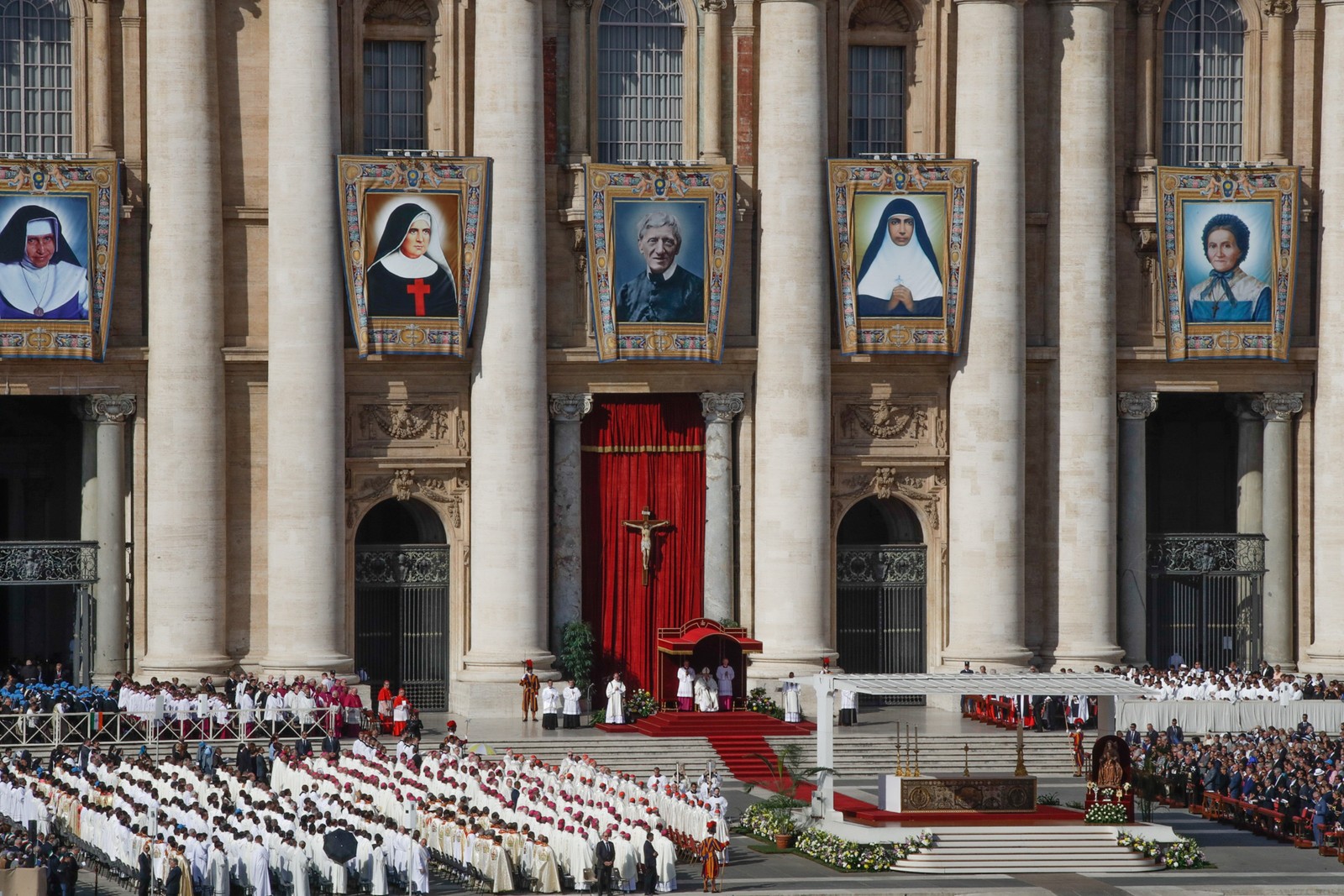 Irmã Dulce é canonizada pelo Papa Francisco e se torna a 1ª santa brasileira