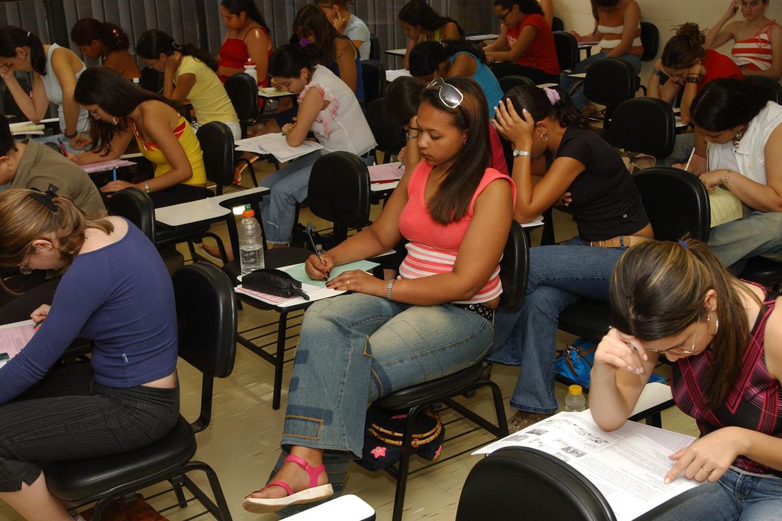 Materiais online podem ajudar estudante a se preparar para o Enem
