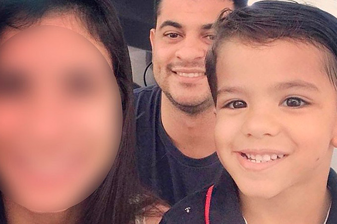 Padrasto diz que deu 20 facadas em menino porque ele não parava de chorar
